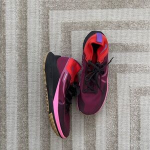 Nike Trail Pegasus GoreTex Women's Red and Purple Athletic Shoes